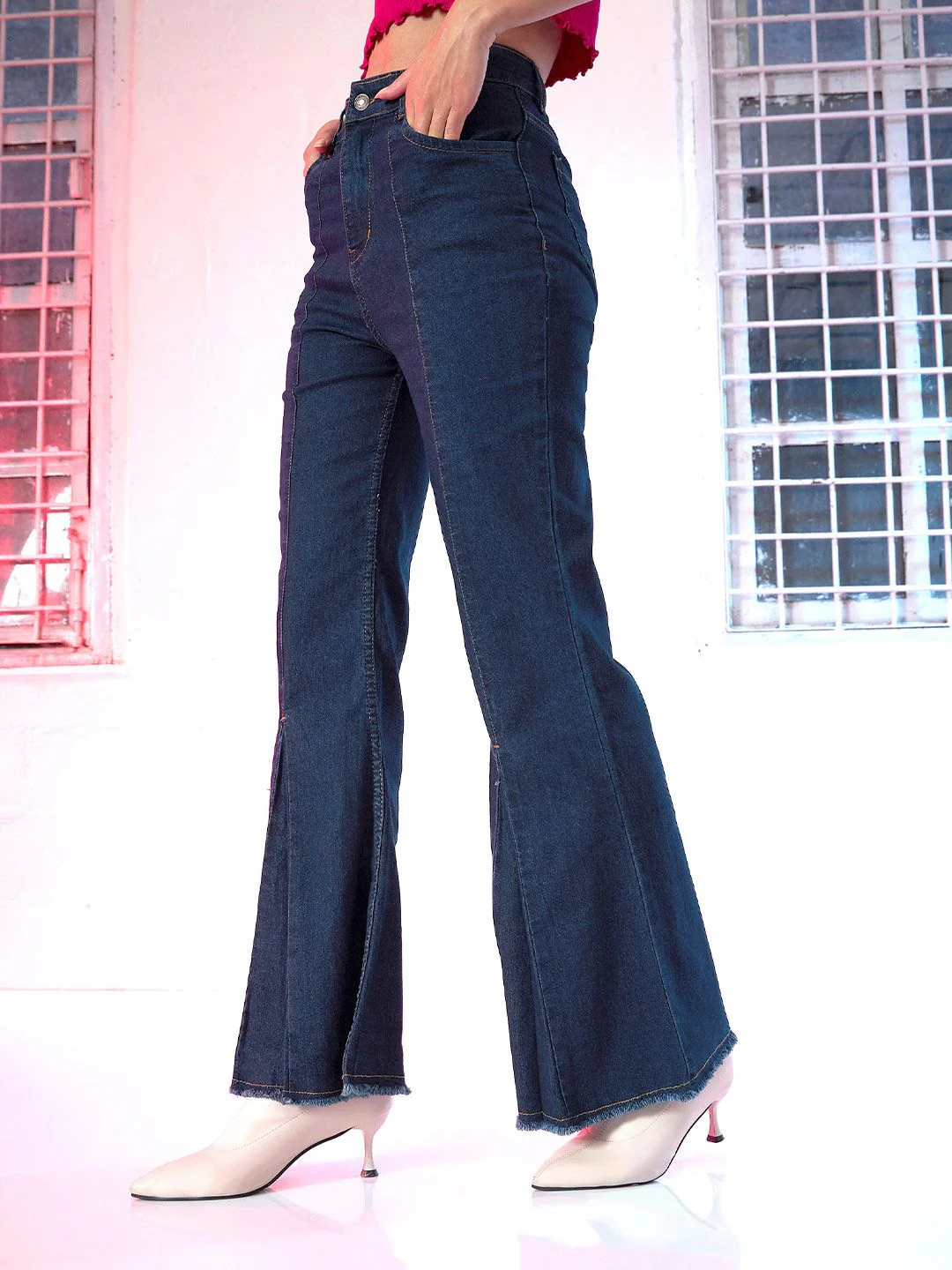 SASSAFRAS Woman Deep Navy Blue High-Rise Relaxed Fit Stretchable Jeans - Image 2