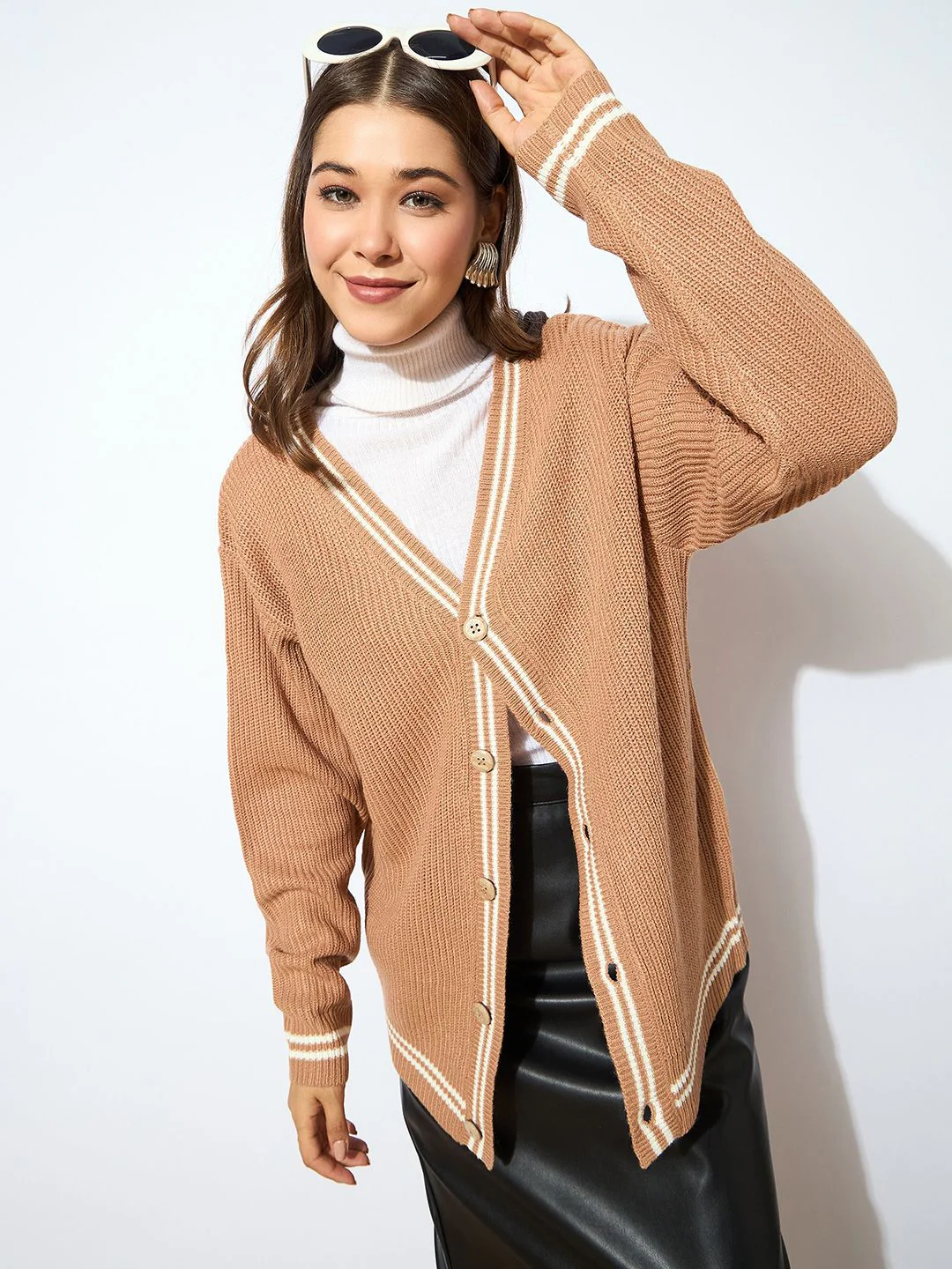SASSAFRAS Women Acrylic Front-Open Oversized Sweater - Image 6