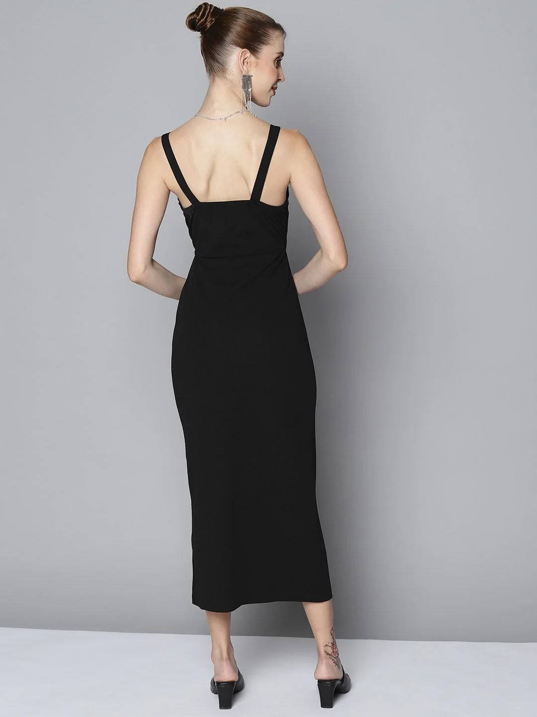 SASSAFRAS Women Black Textured Sheath Midi Dress - Image 4
