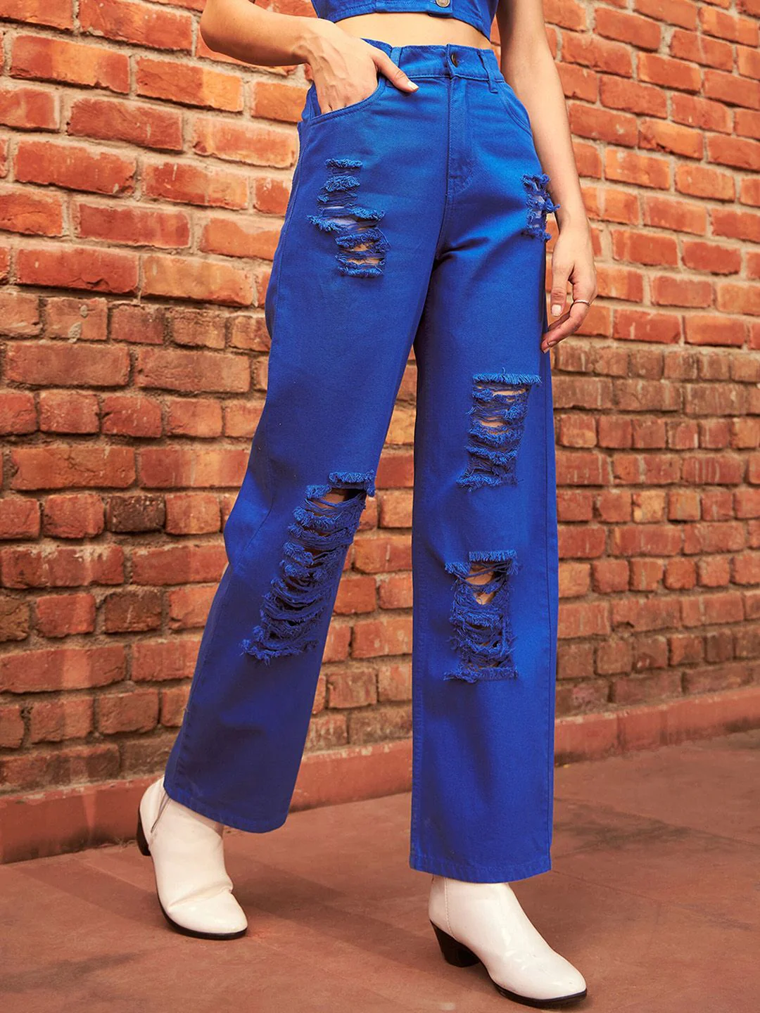 SASSAFRAS Women Blue Straight Fit High-Rise Highly Distressed Pure Cotton Jeans - Image 2