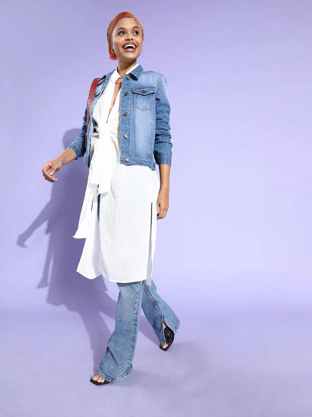 SASSAFRAS Women Blue Washed Pure Cotton Denim Jacket - Image 2