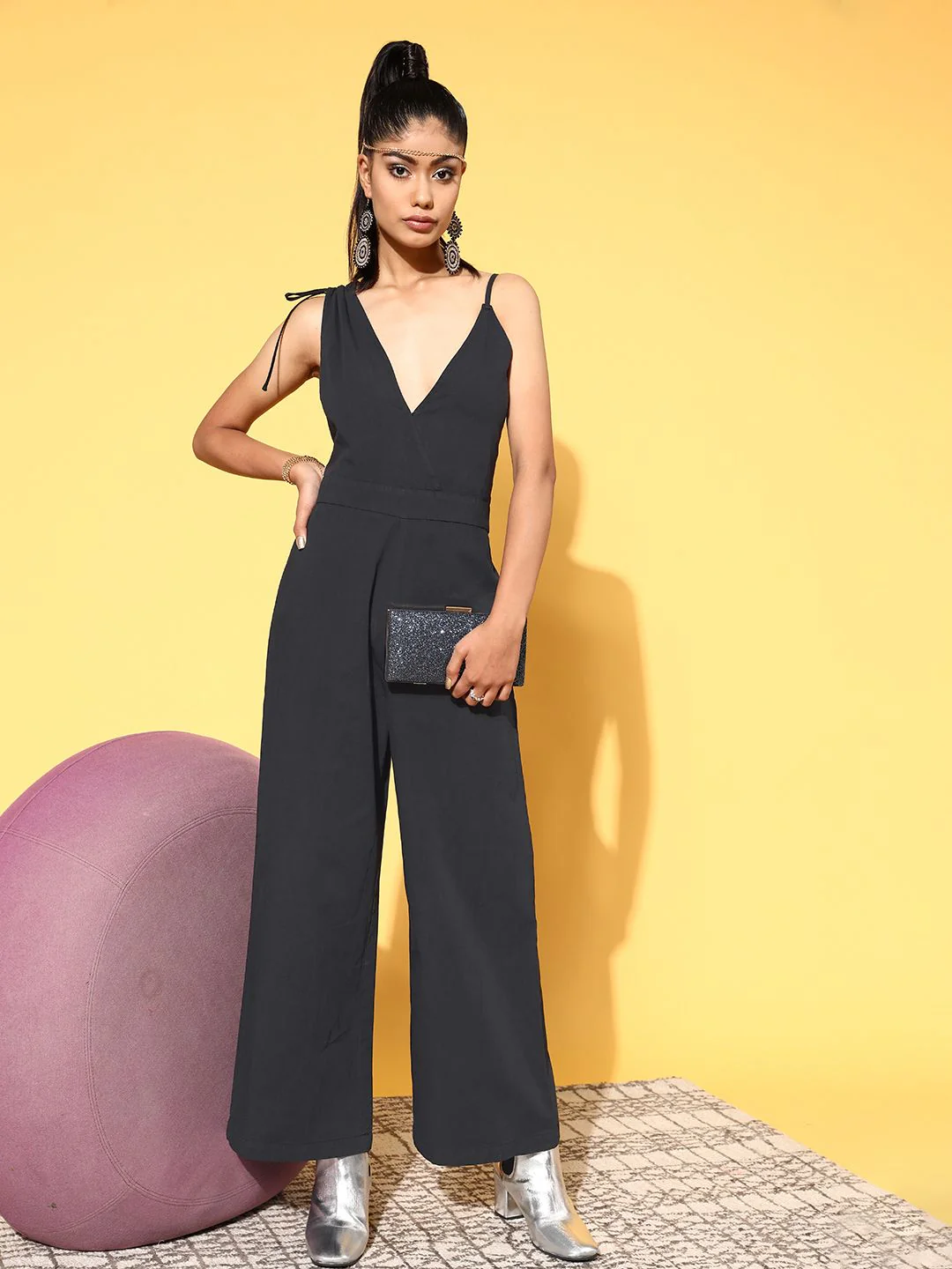 SASSAFRAS Women Classic Black Solid Joyful Jumpsuit - Image 5