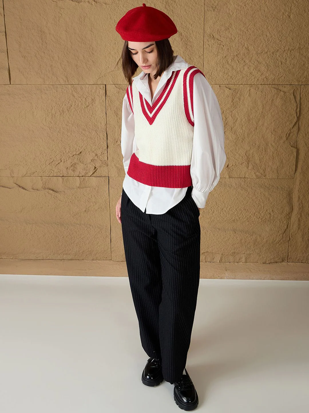 SASSAFRAS Women Colourblocked Crop Sweater Vest - Image 6