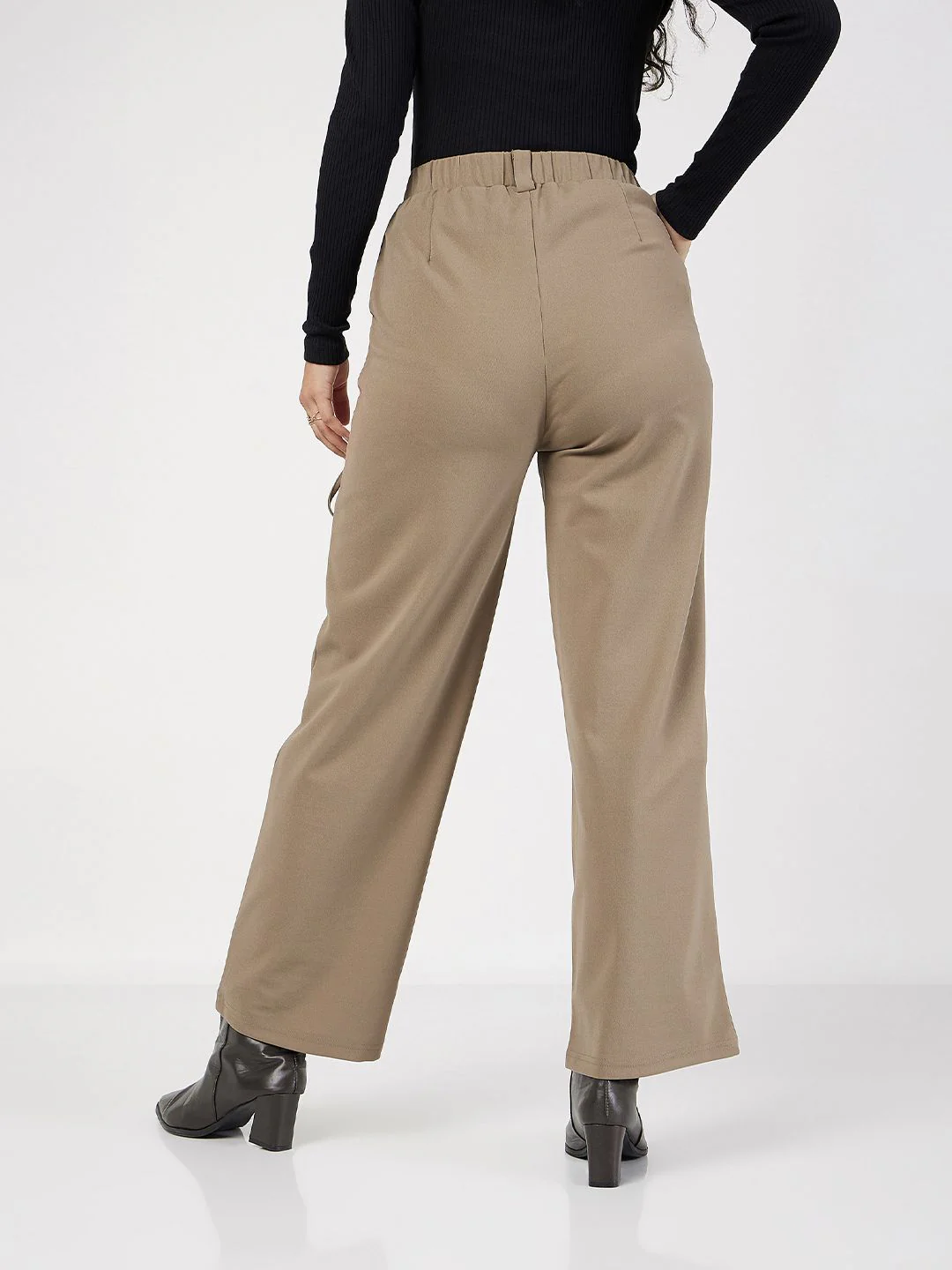 SASSAFRAS Women Plain Flat-Front High-Rise Cargos - Image 3