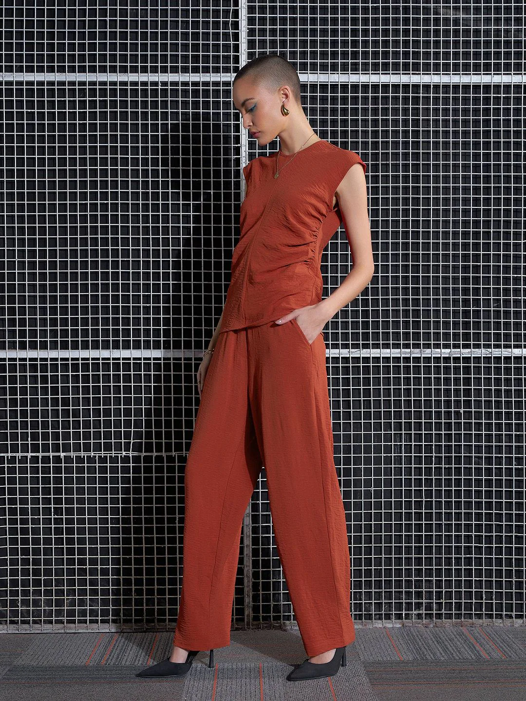 SASSAFRAS  Women Round  neck Sleeveless  Top & Trouser Co-Or - Image 5
