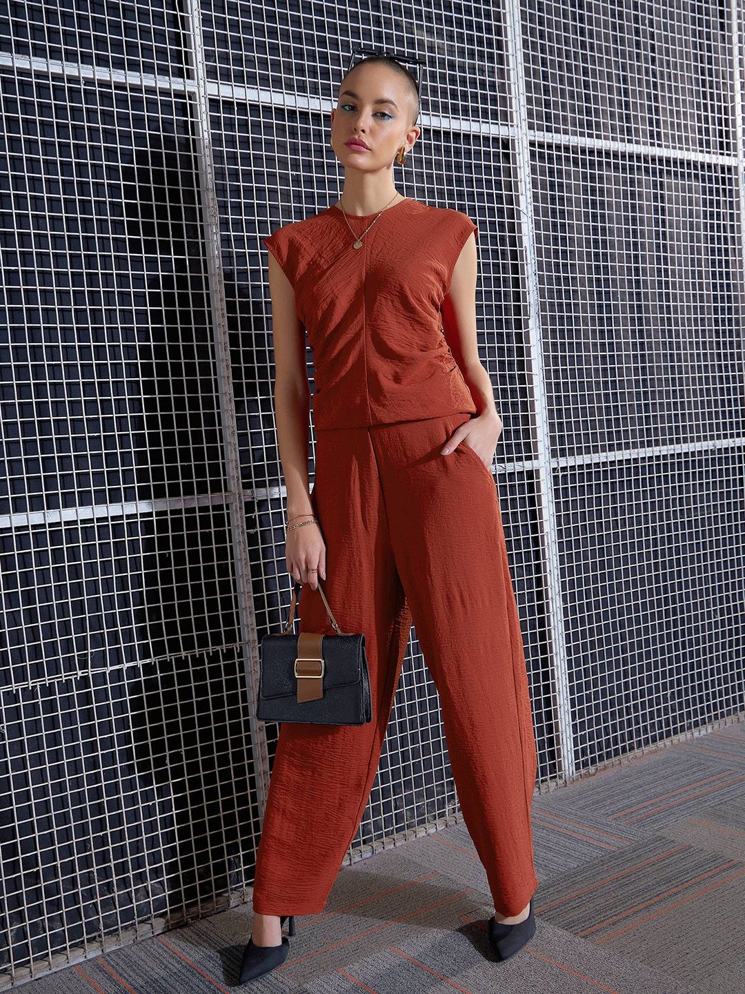SASSAFRAS  Women Round  neck Sleeveless  Top & Trouser Co-Or - Image 6