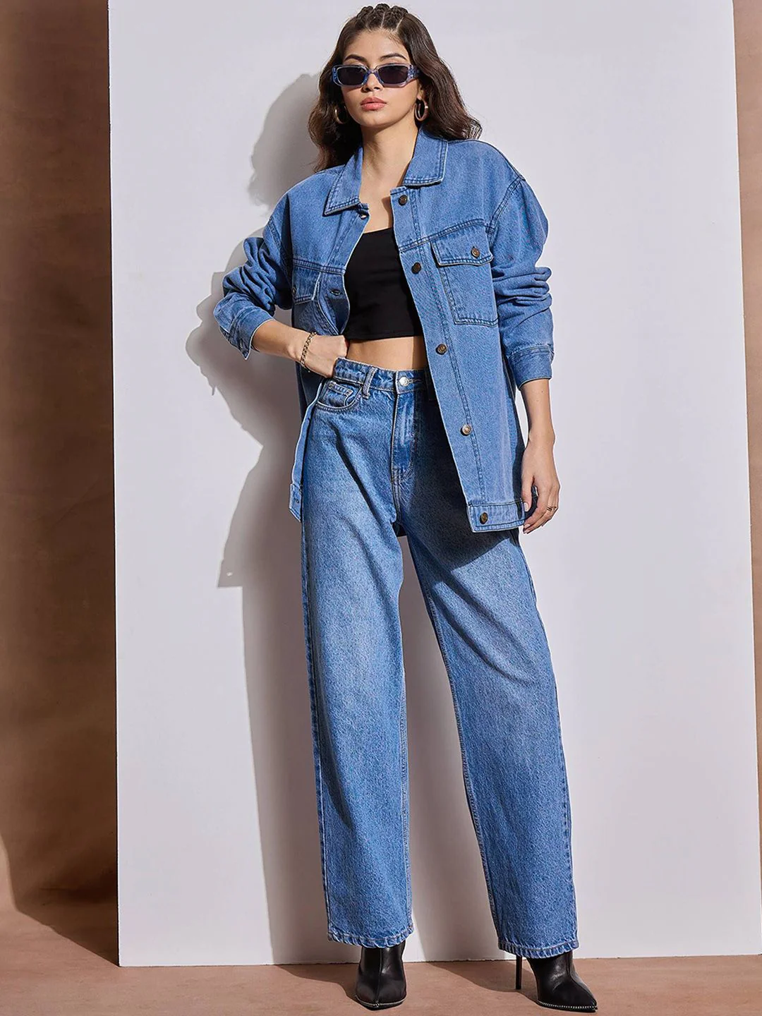 SASSAFRAS Women Spread Collar Solid Casual Denim Jacket - Image 6