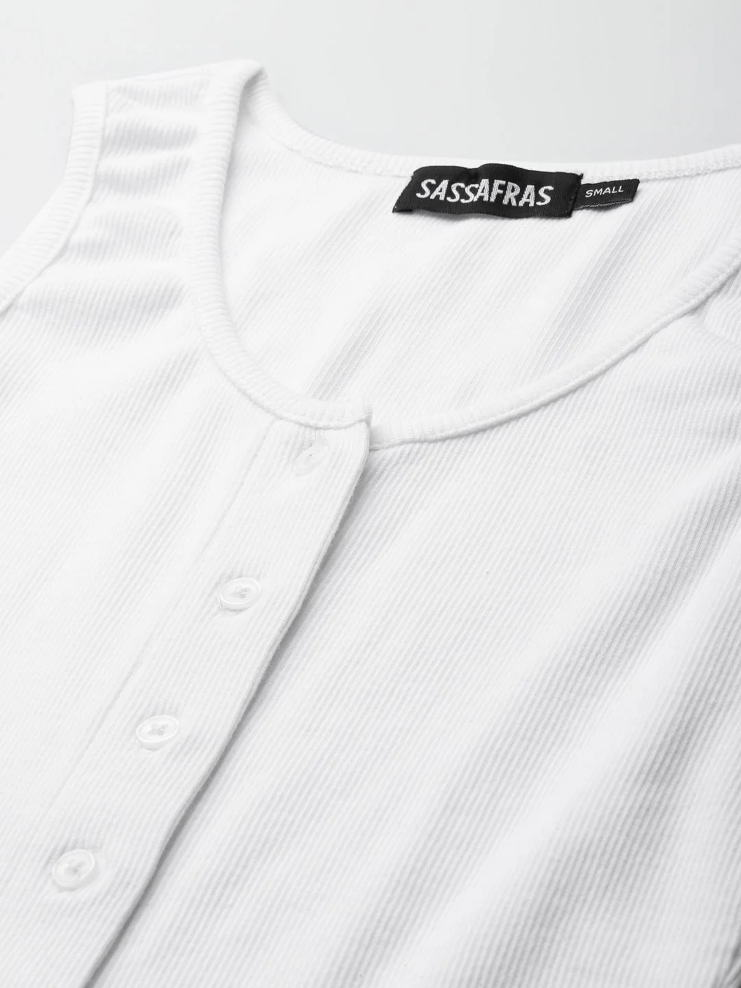 SASSAFRAS Women White Solid Ribbed Fitted Crop Top - Image 2