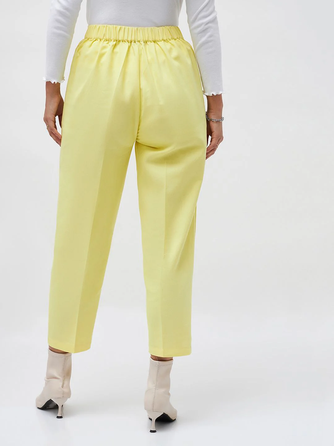 SASSAFRAS Women Yellow Regular Cropped Tapered Pure Cotton Trousers - Image 3