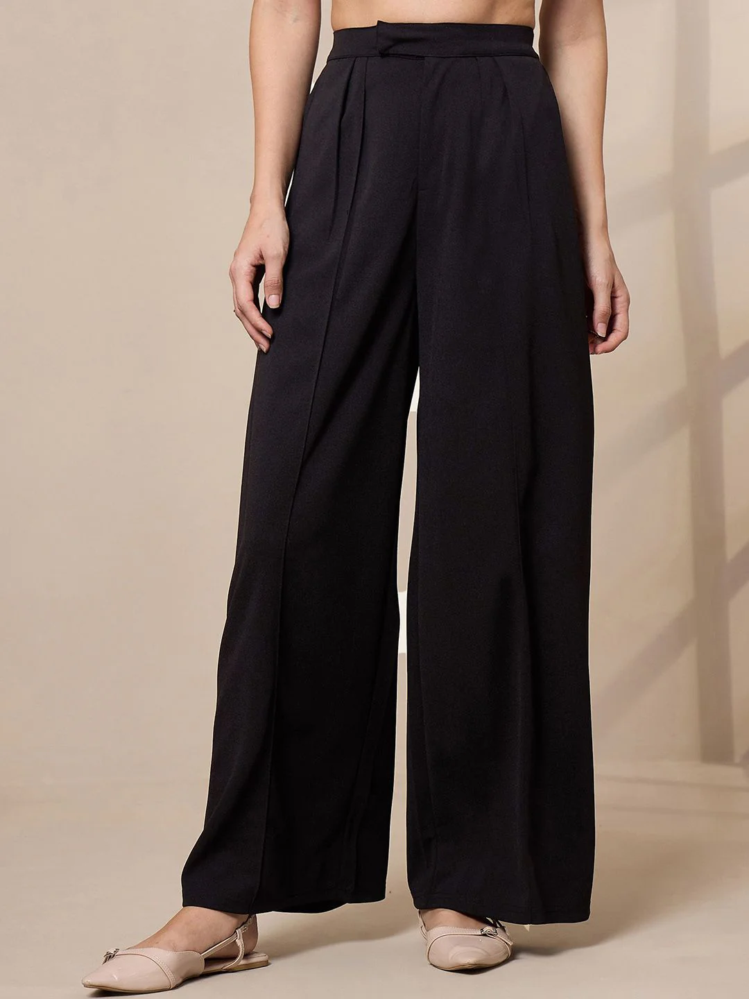 SASSAFRAS worklyf Women Relaxed Straight Leg Pleated Trousers