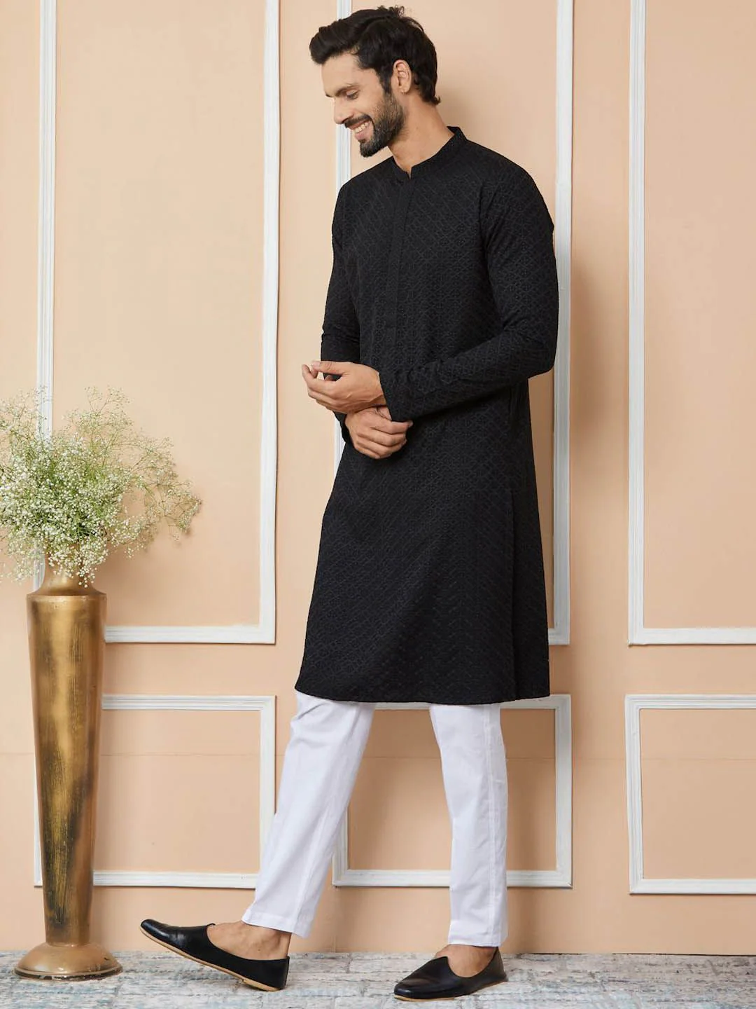 See Designs Ethnic Motifs Embroidered Regular Thread Work Kurta with Pyjamas - Image 5