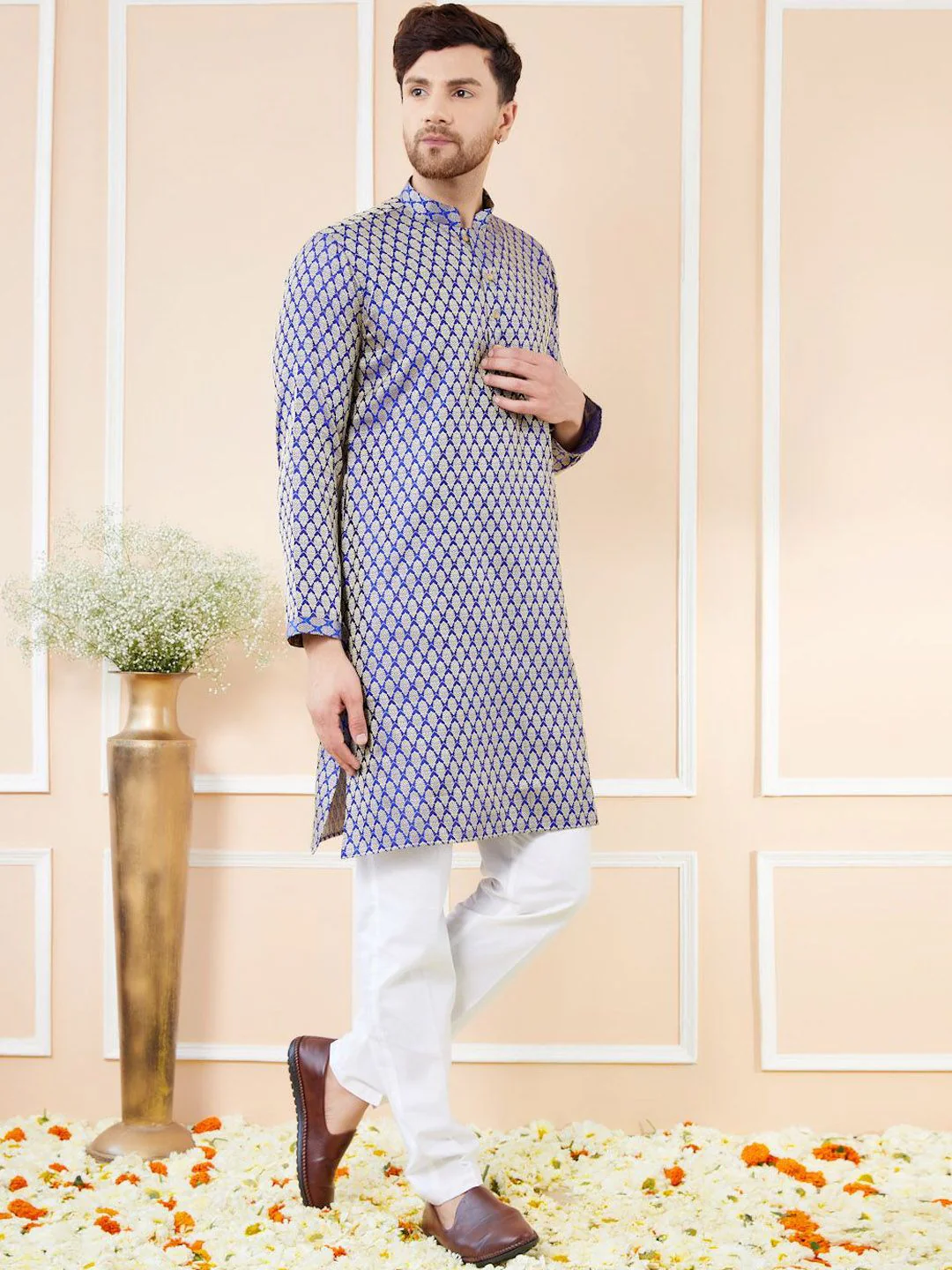 See Designs Ethnic Motifs Woven Design Mandarin Collar Silk Jacquard Straight Kurta - Image 3
