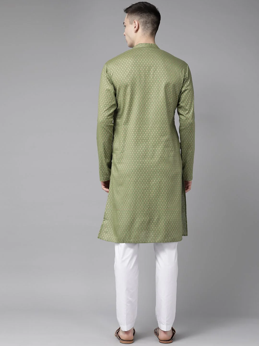 See Designs Men Ethnic Motifs Printed Pure Cotton Kurta With Pyjamas - Image 4