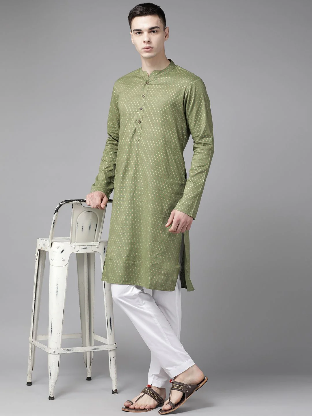 See Designs Men Ethnic Motifs Printed Pure Cotton Kurta With Pyjamas - Image 6