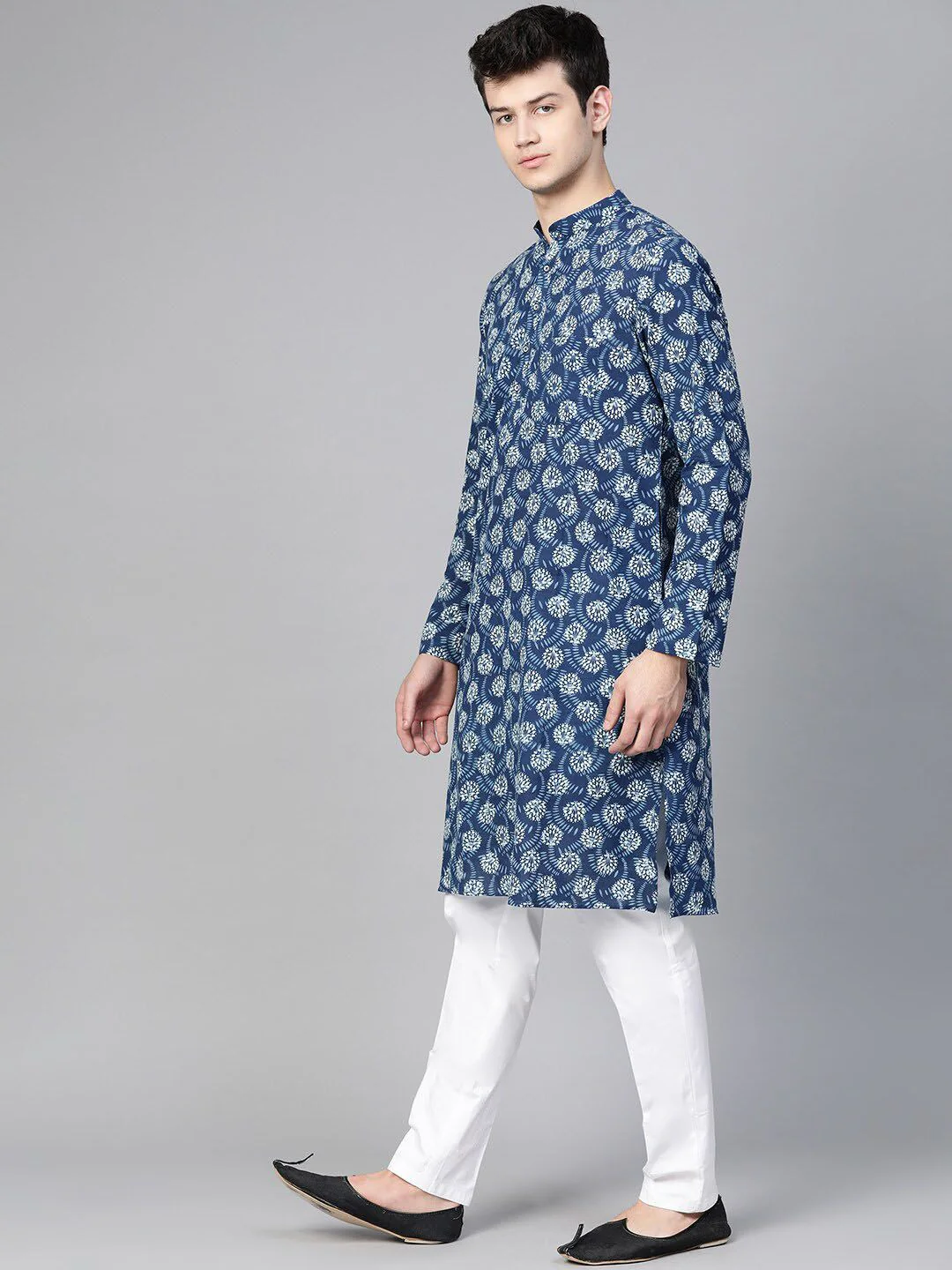 See Designs Men Ethnic Motifs Printed Pure Cotton Kurta with Pyjamas - Image 4
