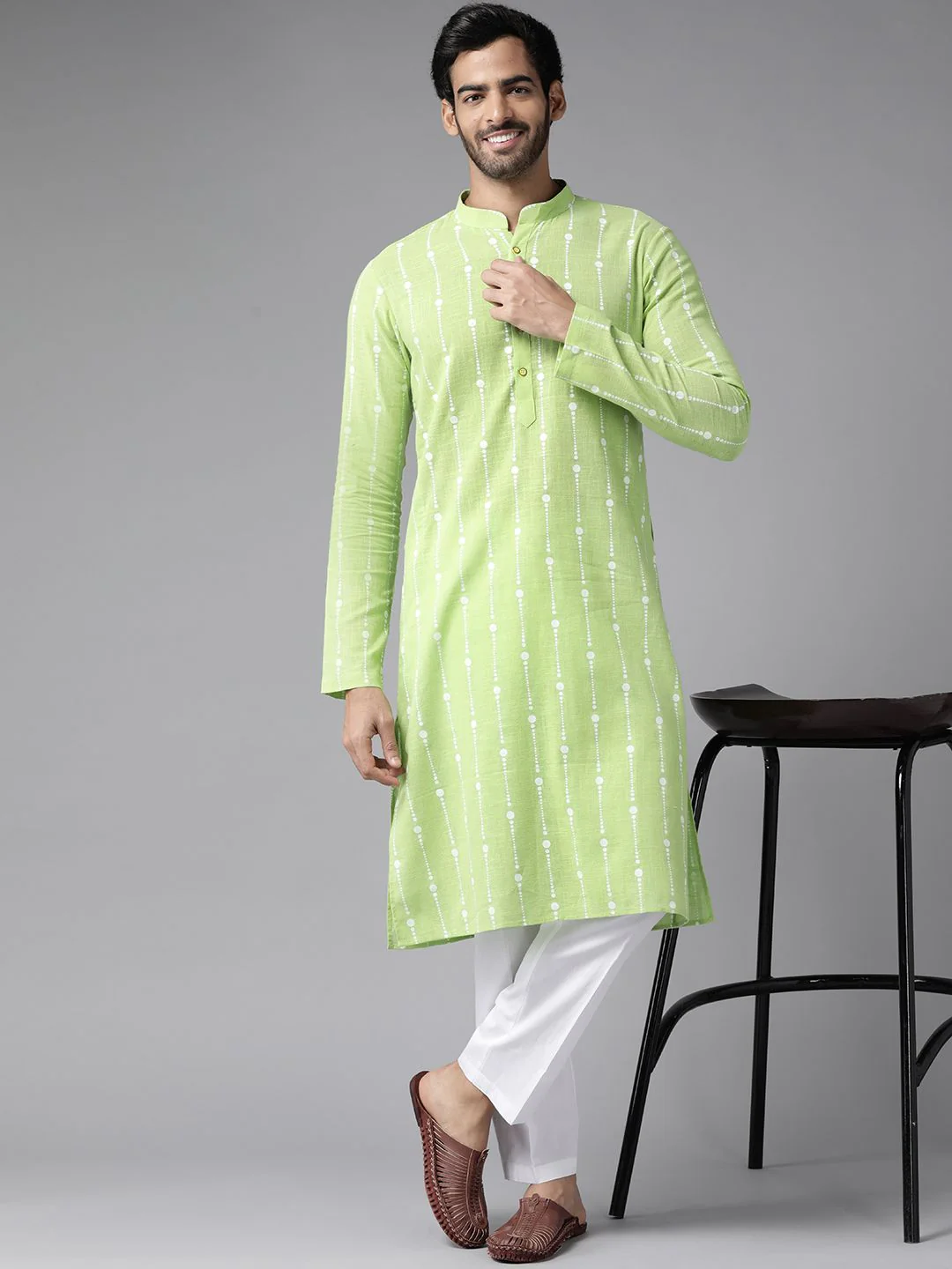 See Designs Men Lime Green & White Pure Cotton Printed Kurta with Pyjamas - Image 6