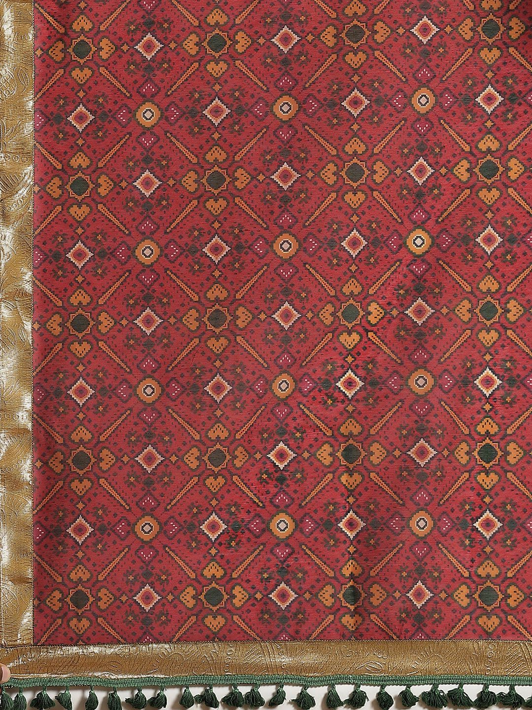 Shae by SASSAFRAS Maroon & Green Ethnic Motifs Patola Saree - Image 5