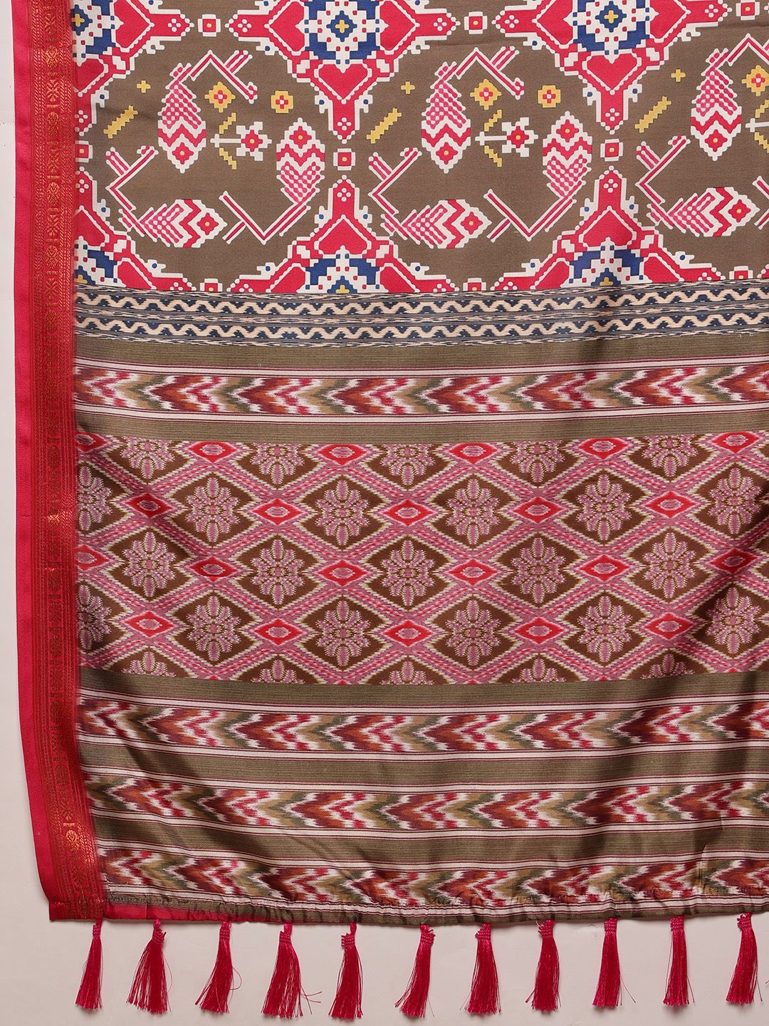 Silk Land Patola Ikat Digital Print Saree - Image 6