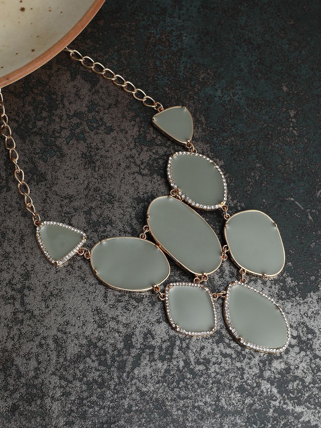 SOHI The Marcia Gold-Plated Necklace
