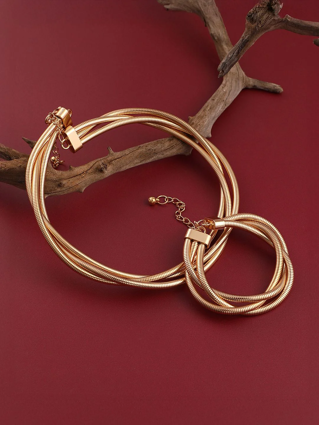 SOHI The Ribbed-Intertwine Gold-Plated Jewellery Set - Image 3