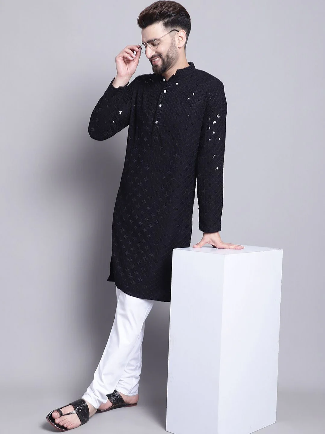 SOJANYA Embellished Mandarin Collar Sequinned Pure Cotton Kurta - Image 4