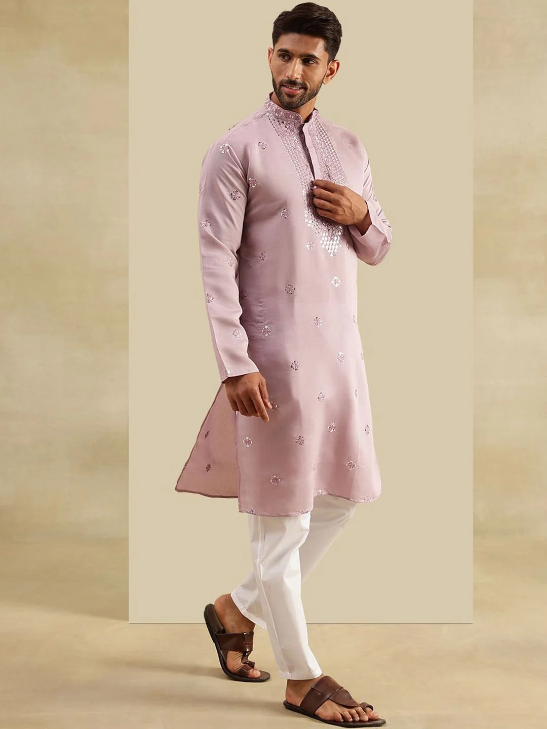 SOJANYA Floral Embroidered Mandarin Collar Sequinned Kurta With Pyjamas - Image 5