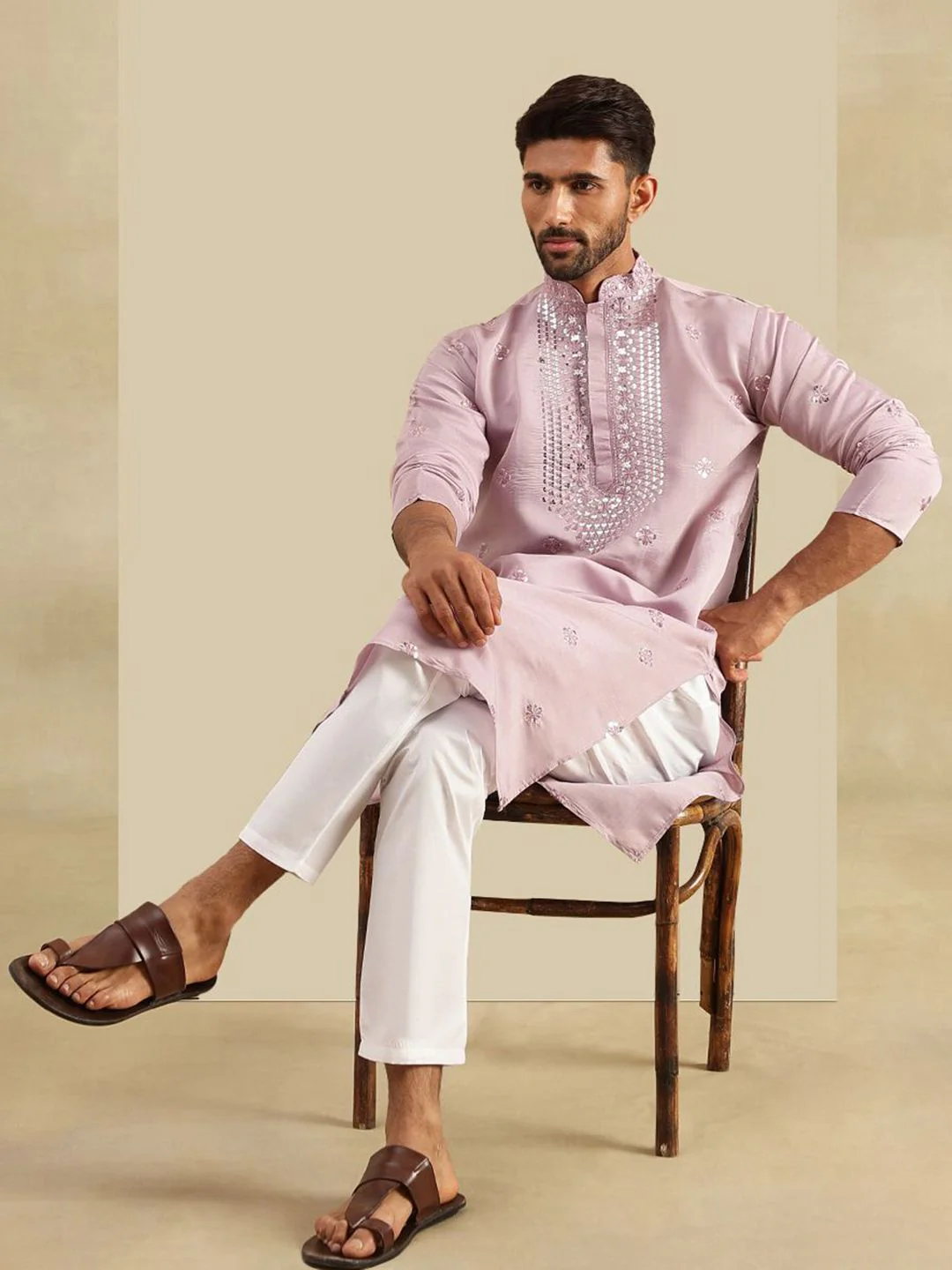 SOJANYA Floral Embroidered Mandarin Collar Sequinned Kurta With Pyjamas - Image 7
