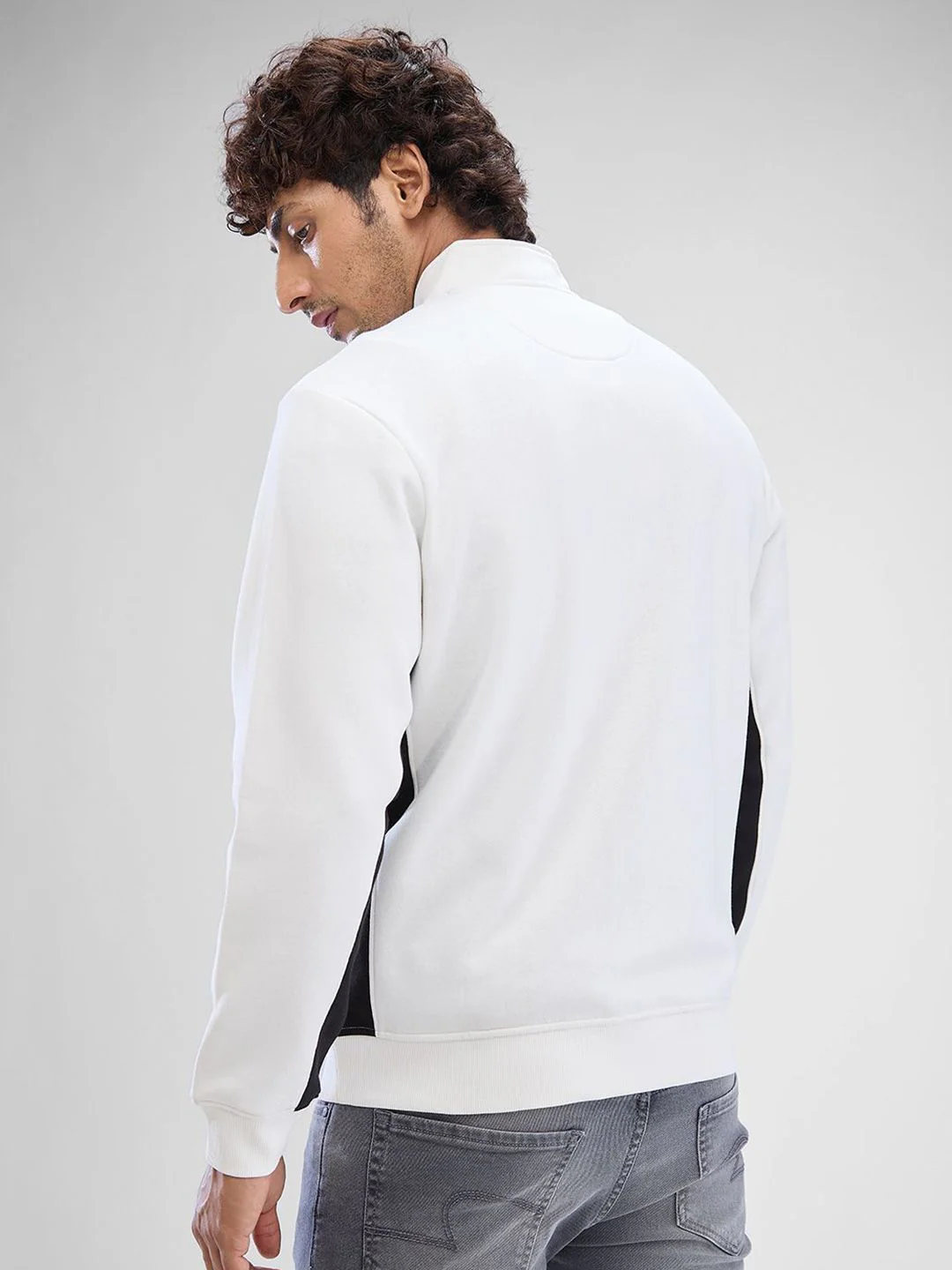 SPYKAR Full Sleeve Regular Solid Sweatshirts - Image 5