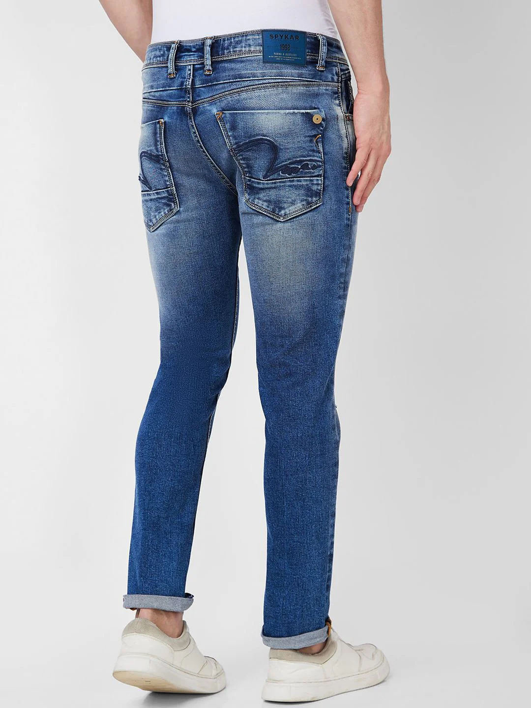 SPYKAR Men Skinny Fit Low-Rise Mildly Distressed Heavy Fade Stretchable Cotton Jeans - Image 3