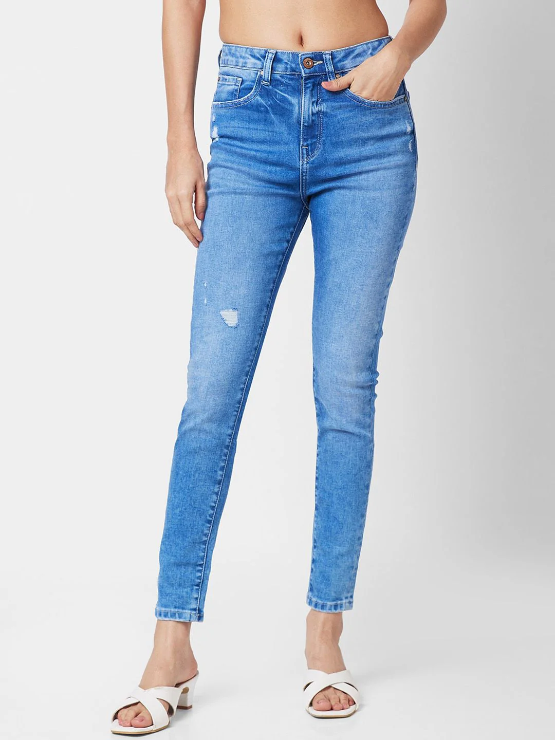 SPYKAR Women Slim Fit High-Rise Low Distress Light Fade Stretchable Jeans