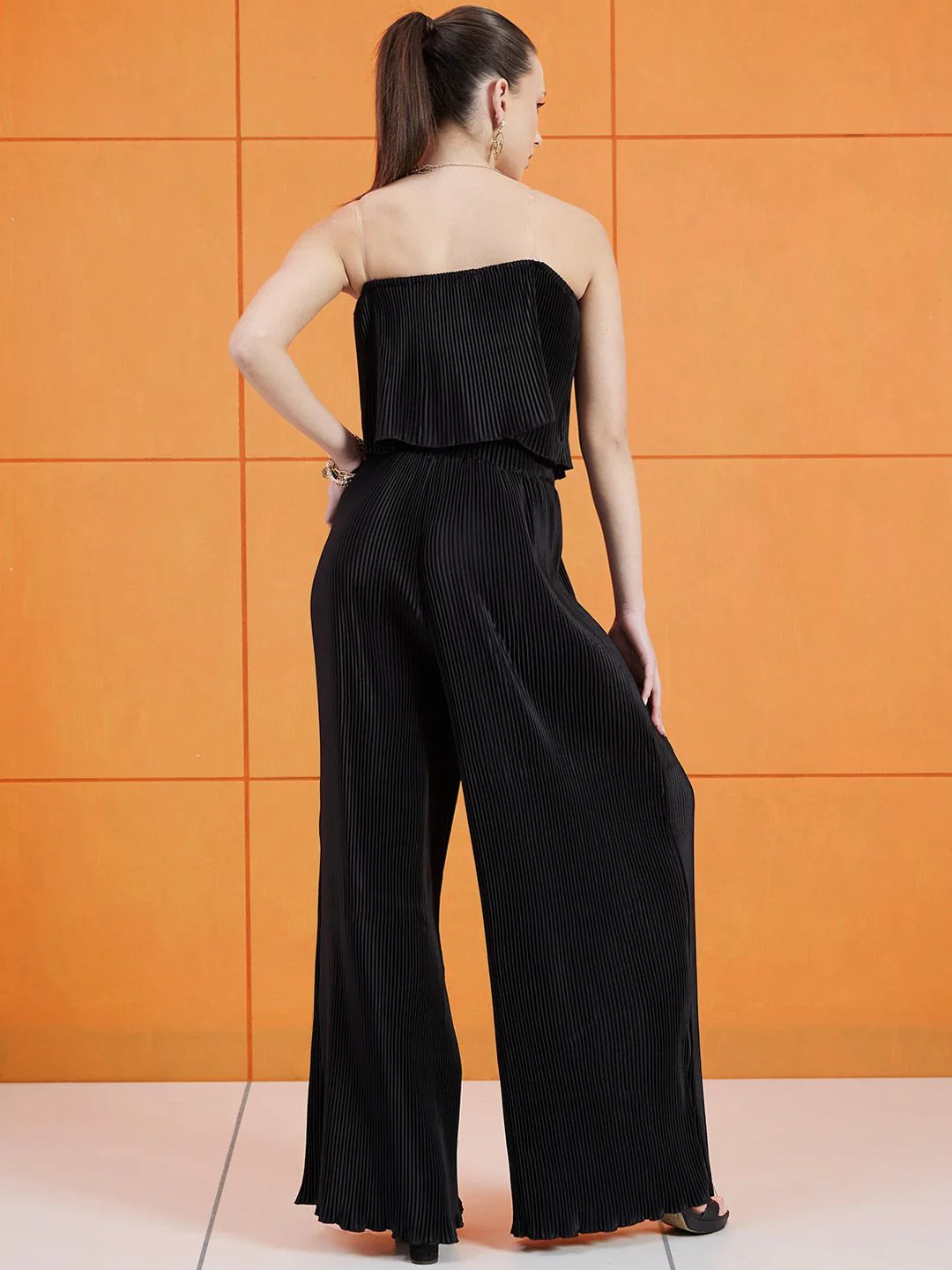 STREET 9 Off Shoulder Crop Top & Mid-Rise Trouser - Image 4
