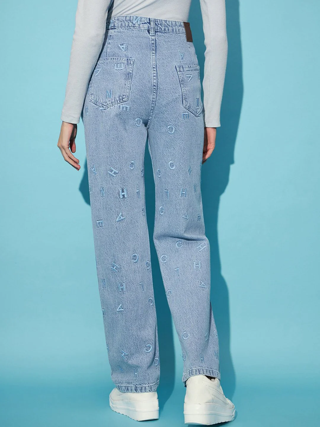 STREET 9 Women Blue Embroidered Clean Look Straight Fit High-Rise Pure Cotton Jeans - Image 3
