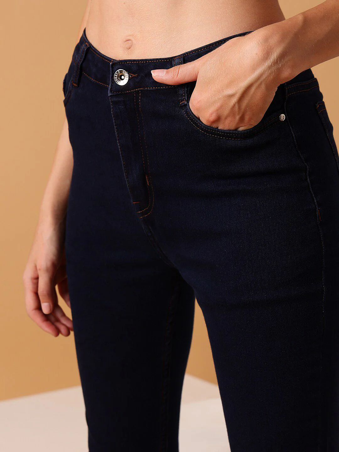 STREET 9 Women Blue Mid-Rise Clean Look Light Fade Jeans - Image 4
