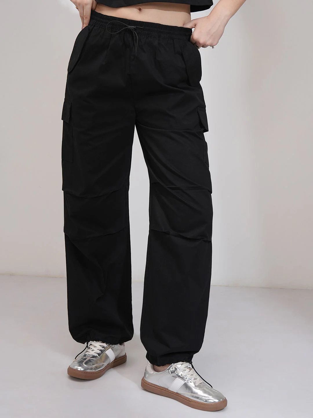 Street By Tokyo Talkies Women Straight Fit Pleated Cotton Cargos