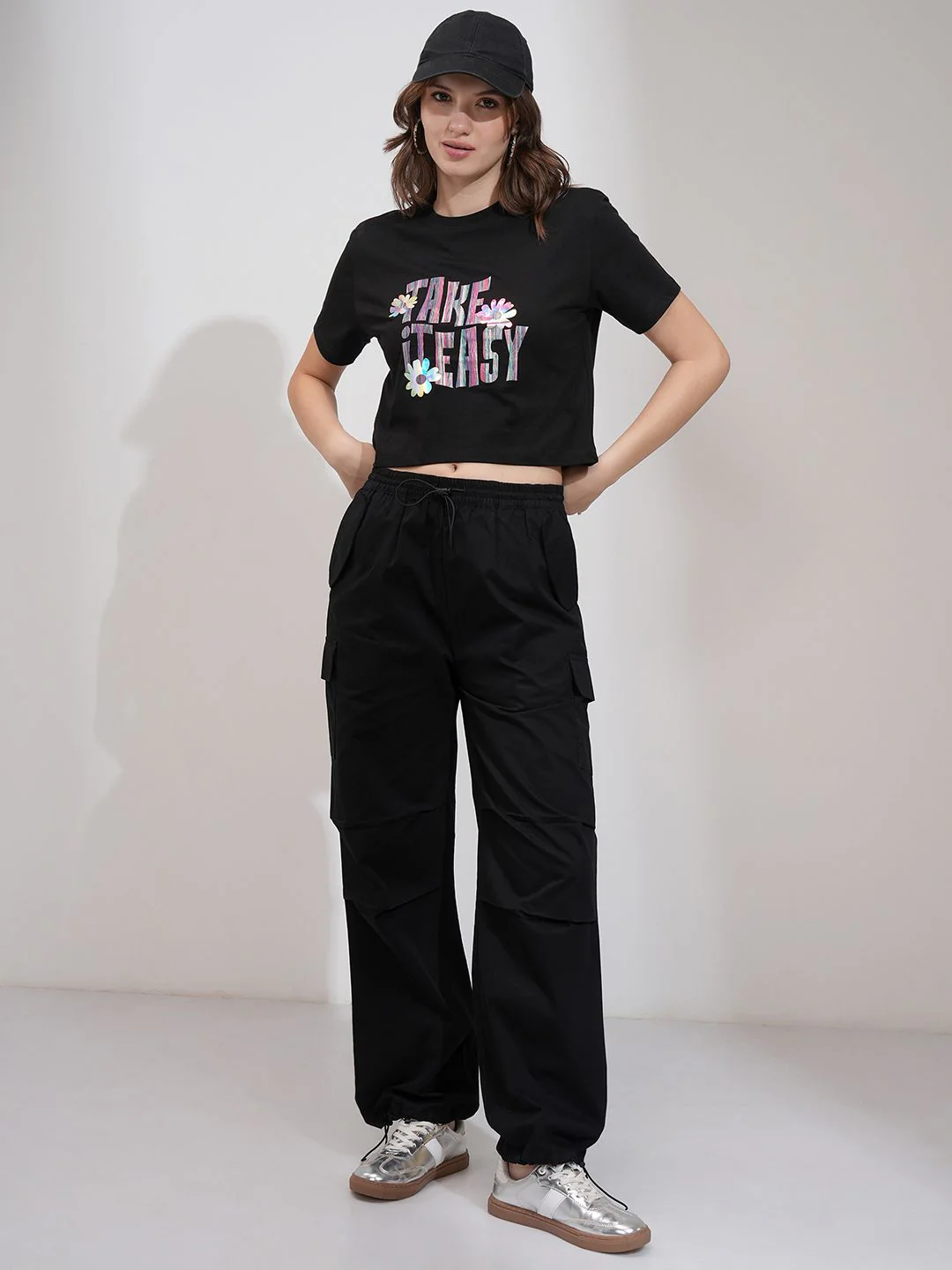 Street By Tokyo Talkies Women Straight Fit Pleated Cotton Cargos - Image 4