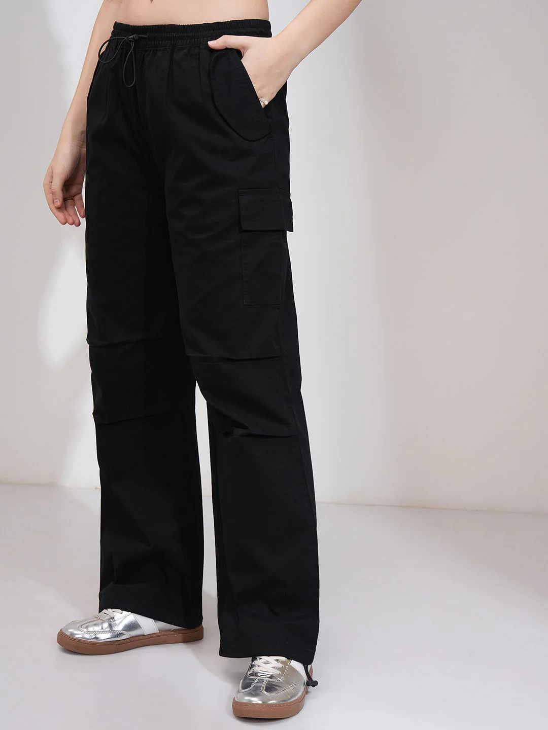 Street By Tokyo Talkies Women Straight Fit Pleated Cotton Cargos - Image 5