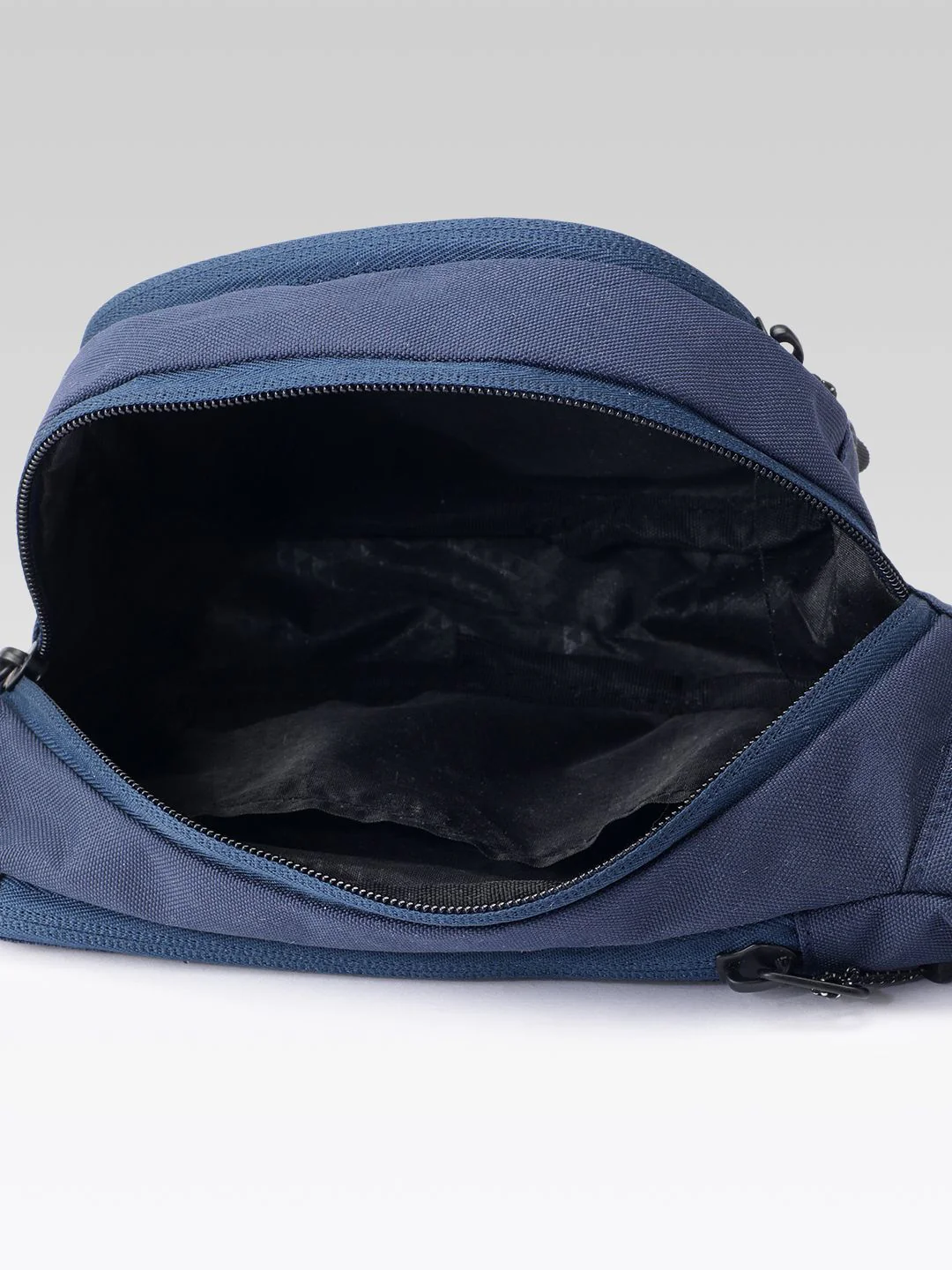 Teakwood Leathers Unisex Waist Pouch with Reflective Detail - Image 4