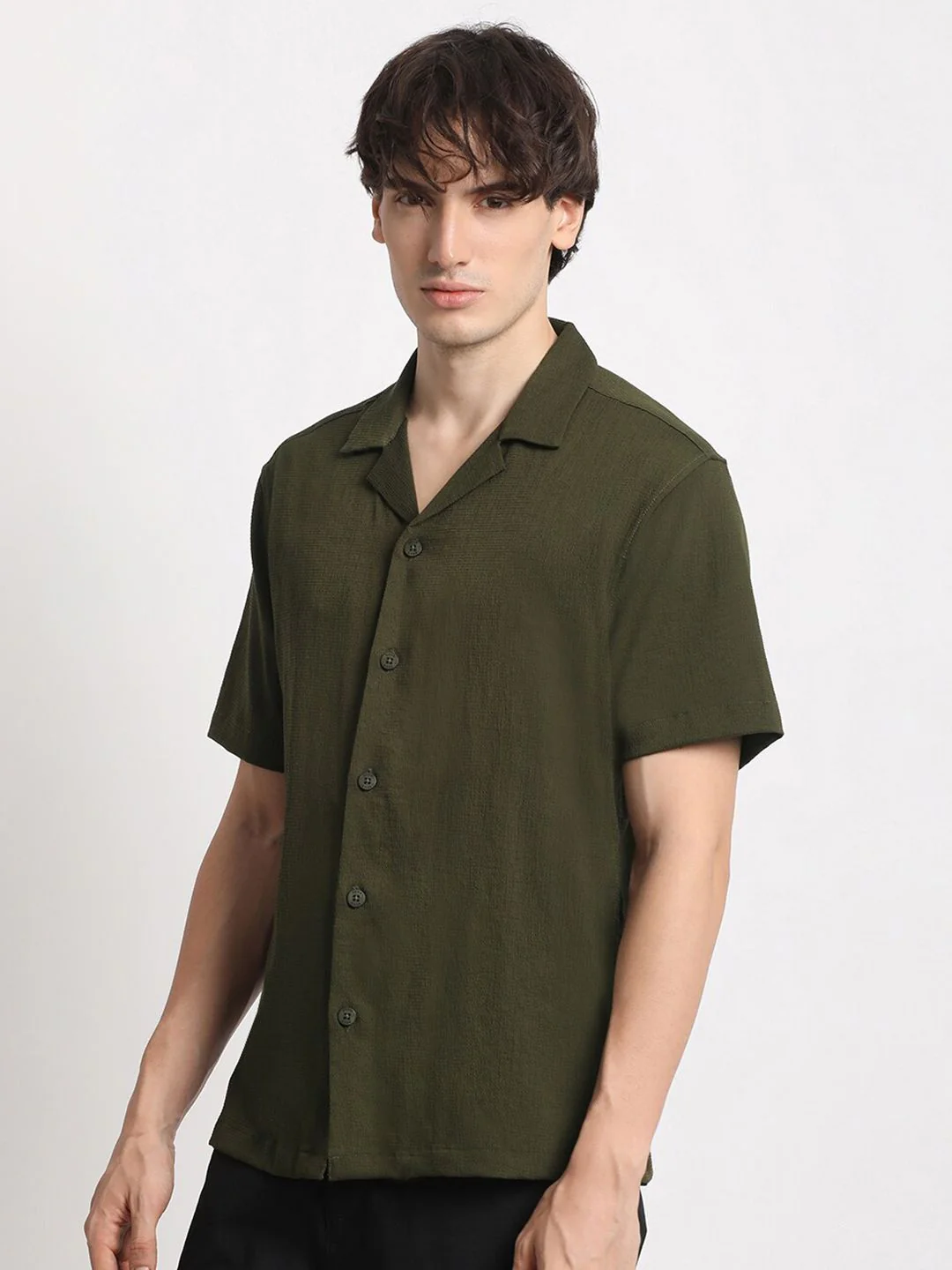 THE BEAR HOUSE Cuban Collar Seersucker Weave Casual Shirt - Image 3