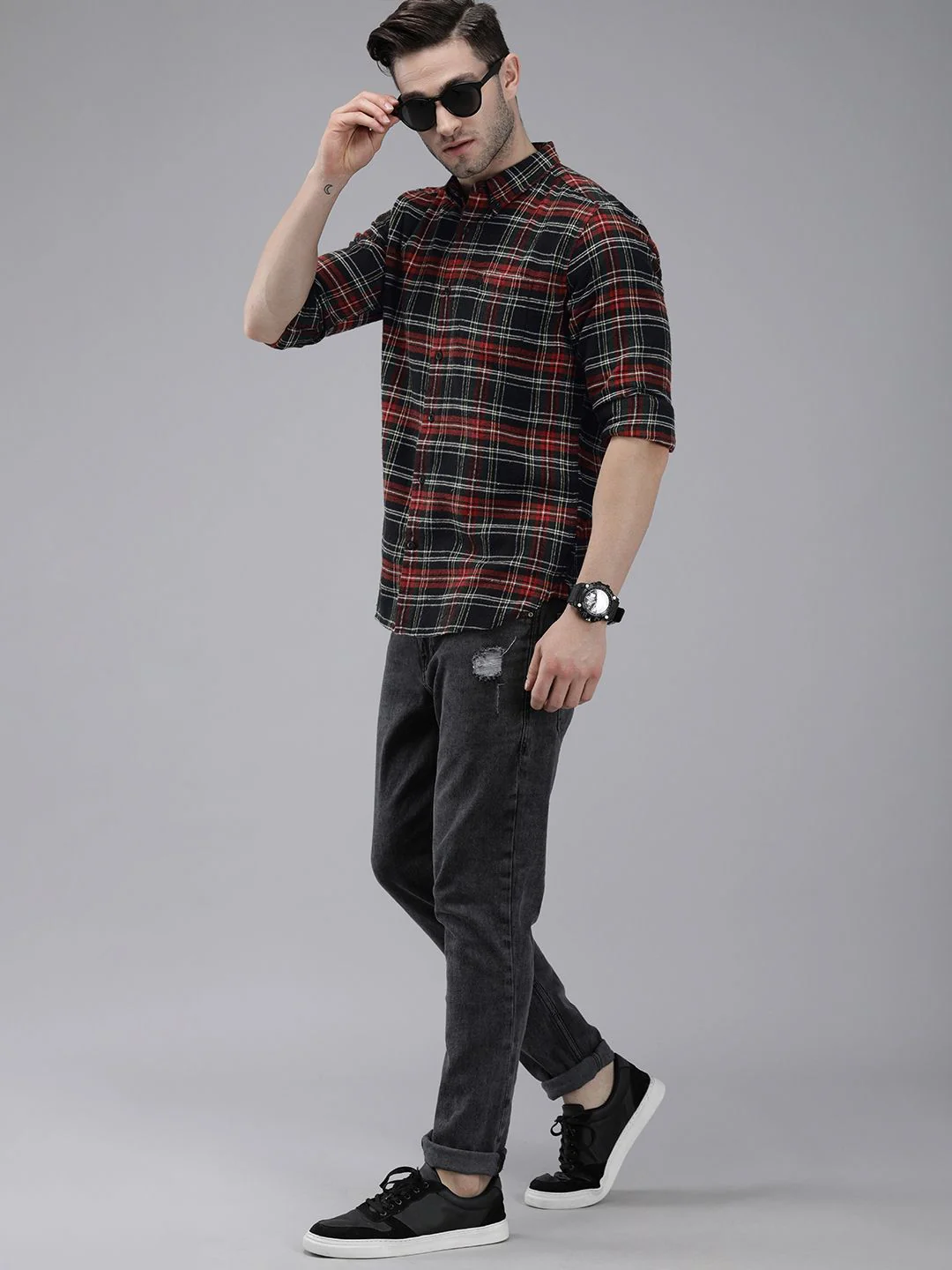 THE BEAR HOUSE Men Black & Red Slim Fit Tartan Checked Flannel Pure Cotton Casual Shirt - Image 6