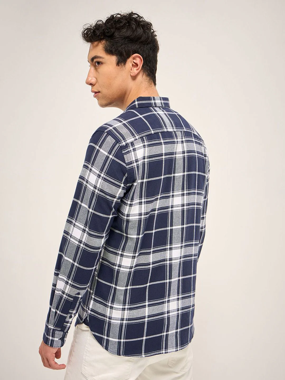 THE BEAR HOUSE Men Button-Down Collar Tartan Checked Cotton Slim Fit Casual Shirt - Image 5