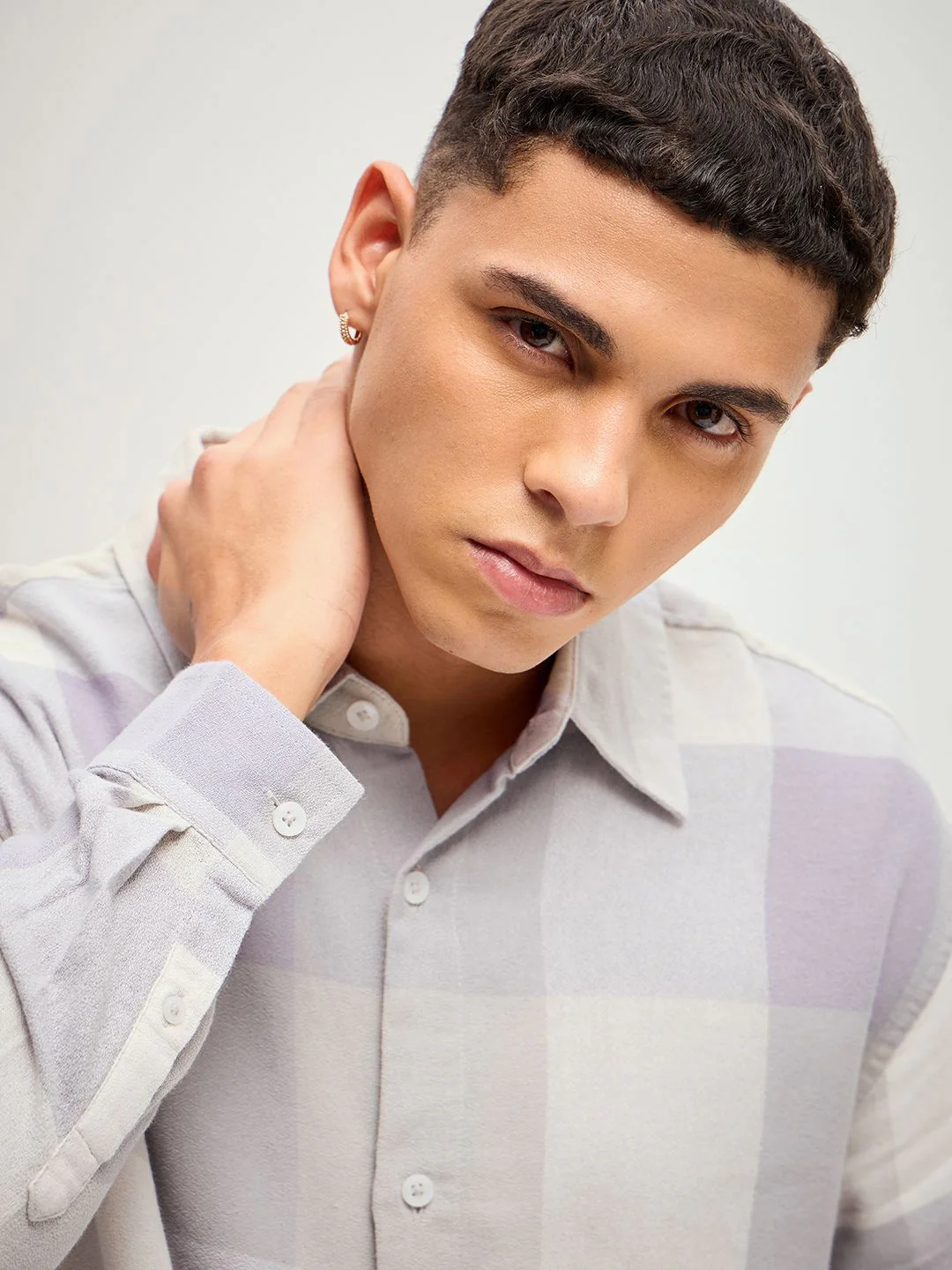 THE BEAR HOUSE Men Checked Oversized Pure Cotton Casual Shirt - Image 2