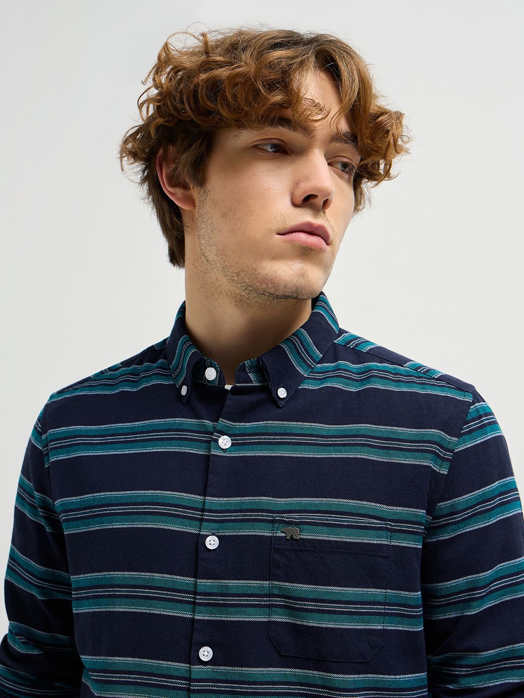 THE BEAR HOUSE
Men Cotton Slim Fit Striped Casual Shirt - Image 3