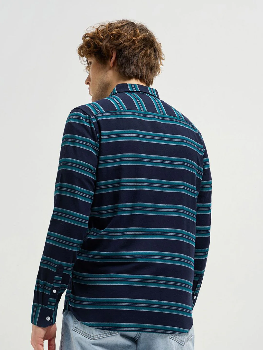 THE BEAR HOUSE
Men Cotton Slim Fit Striped Casual Shirt - Image 4