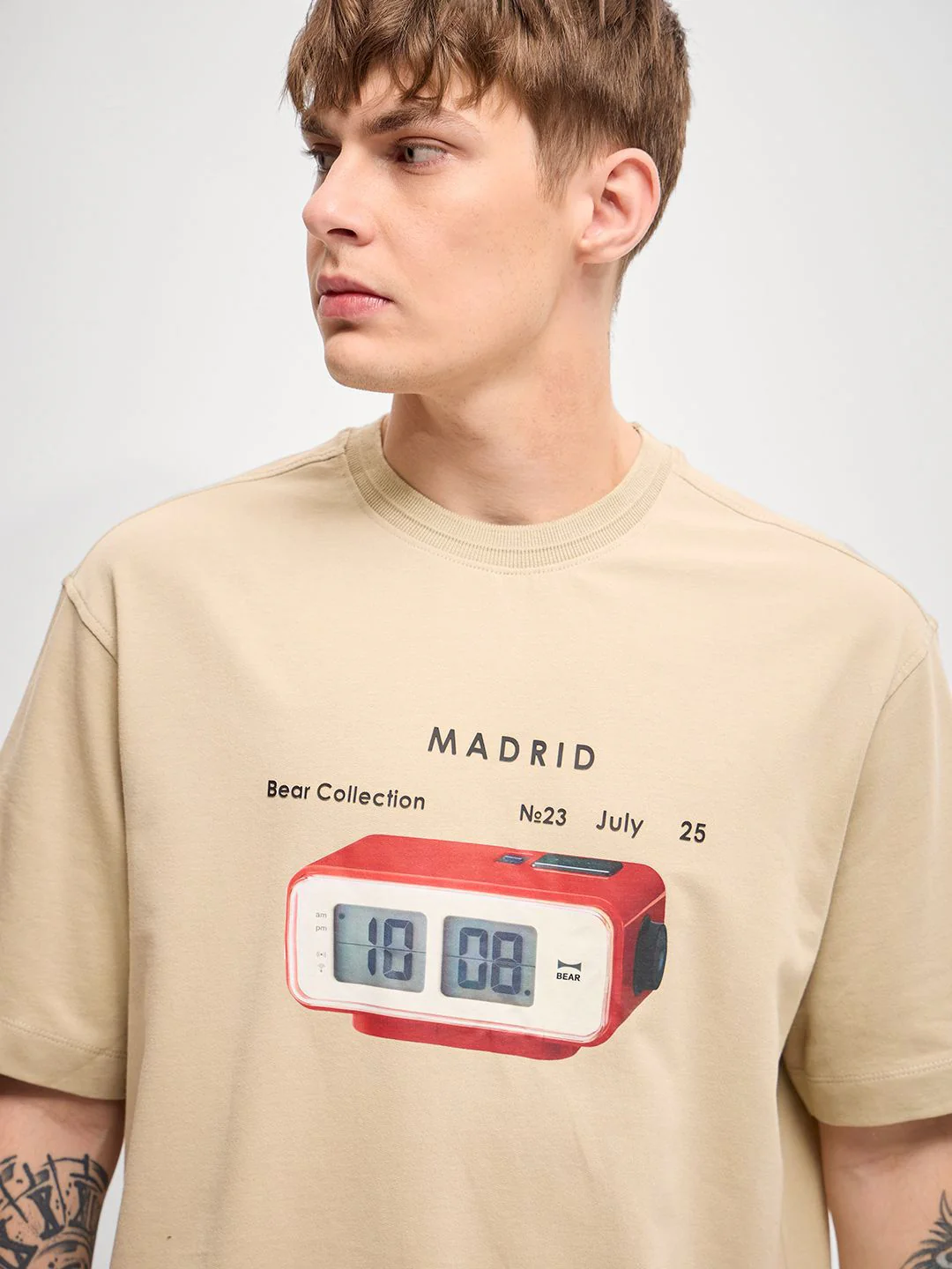 THE BEAR HOUSE Men Graphic Printed Round Neck Pure Cotton Oversized T-shirt - Image 3