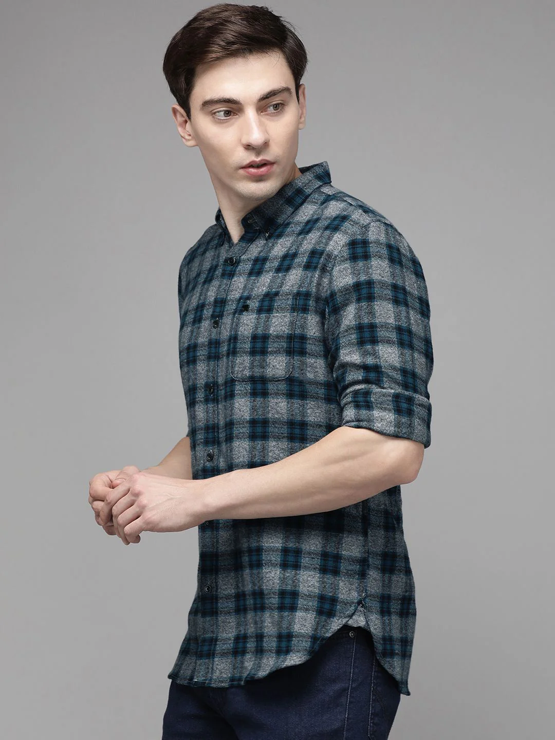 THE BEAR HOUSE Men Grey Slim Fit Pure Cotton Checked Casual Shirt - Image 5