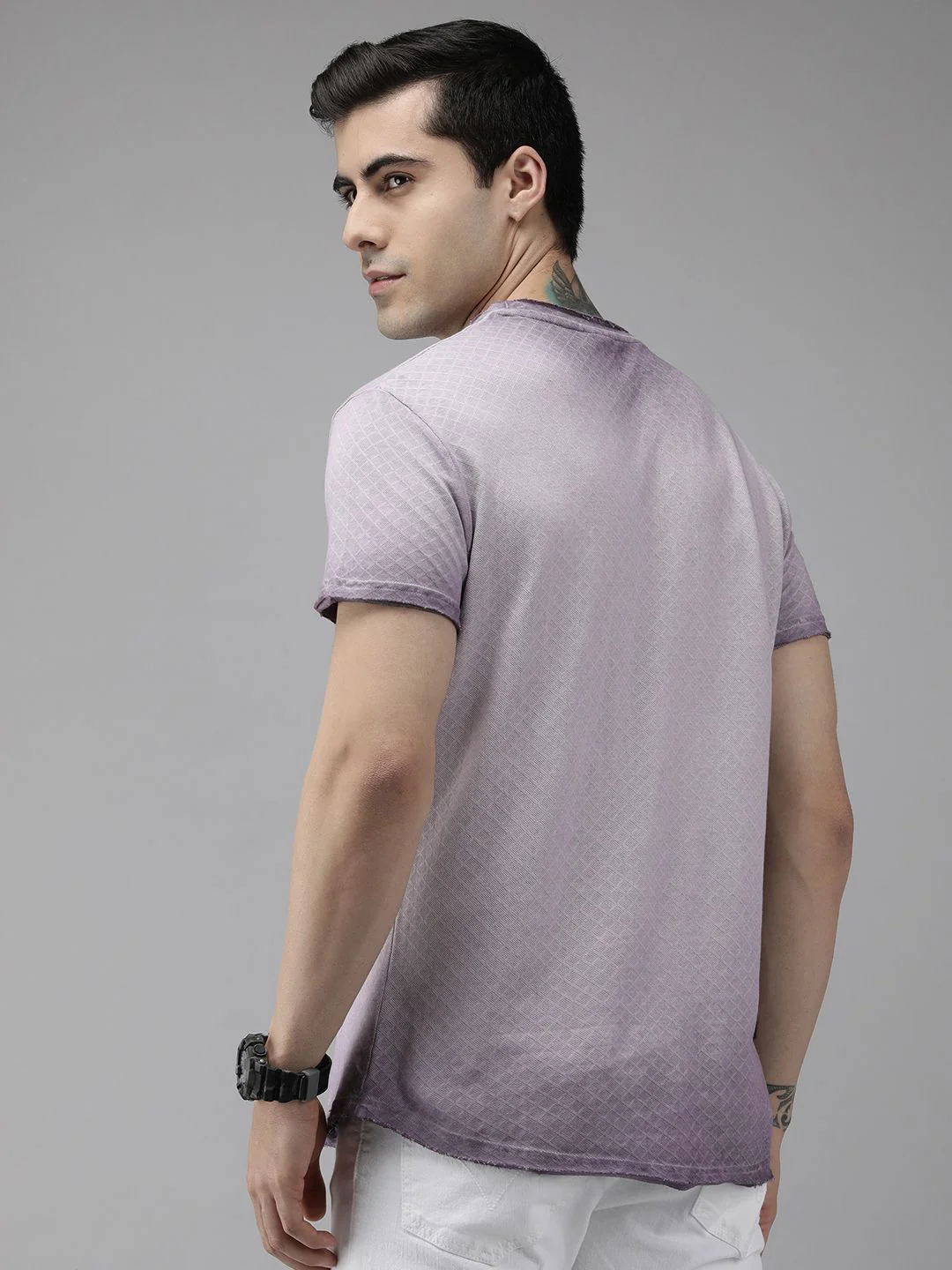 THE BEAR HOUSE Men Lavender Self Design Pure Cotton Slim Fit T-shirt - Image 5