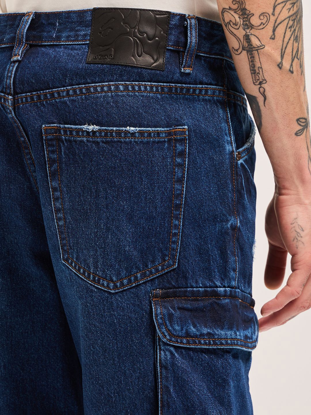 THE BEAR HOUSE Men Loose Fit Outdoor Denim Shorts - Image 6