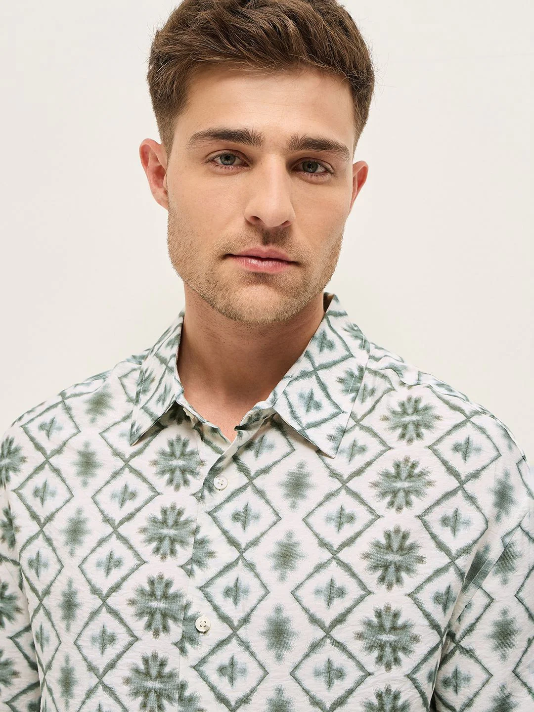 THE BEAR HOUSE Men Opaque Printed Casual Shirt - Image 2