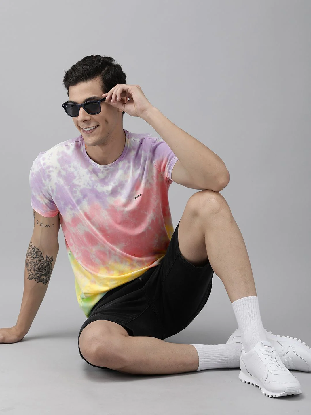 THE BEAR HOUSE Men Pink & Yellow Tie and Dye Pure Cotton Slim Fit T-shirt - Image 4