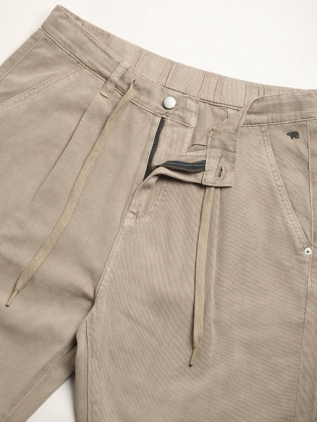 THE BEAR HOUSE Men Pleated Relaxed Fit Clean Look Pure Cotton Trousers - Image 6